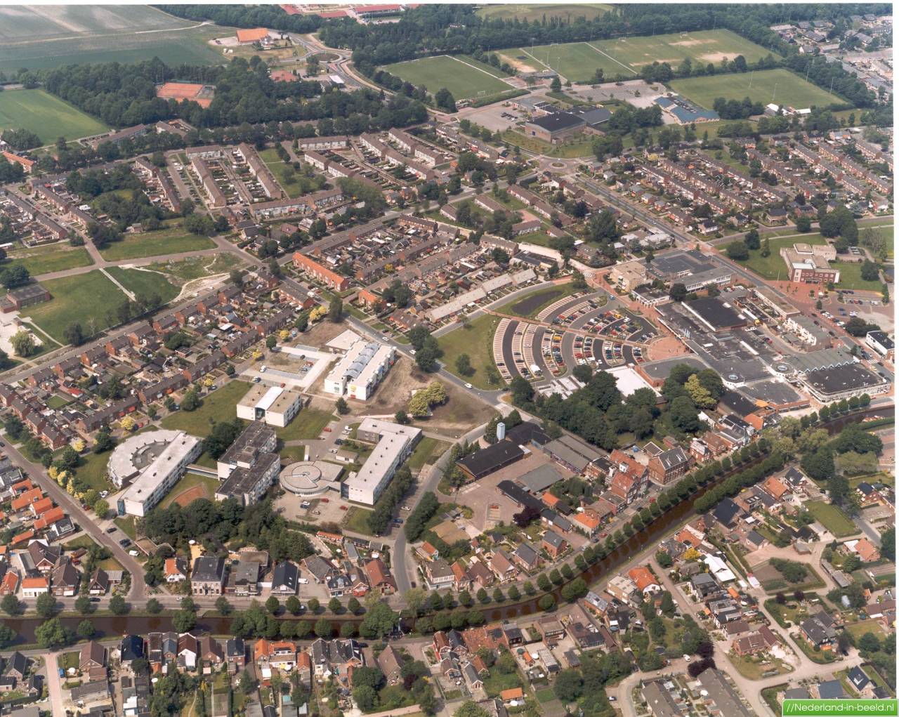 Oude Pekela > Algemeen luchtfoto's / foto's Nederlandinbeeld.nl